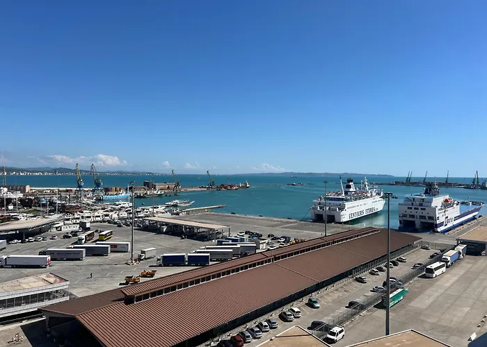 Port View Apartment 2
